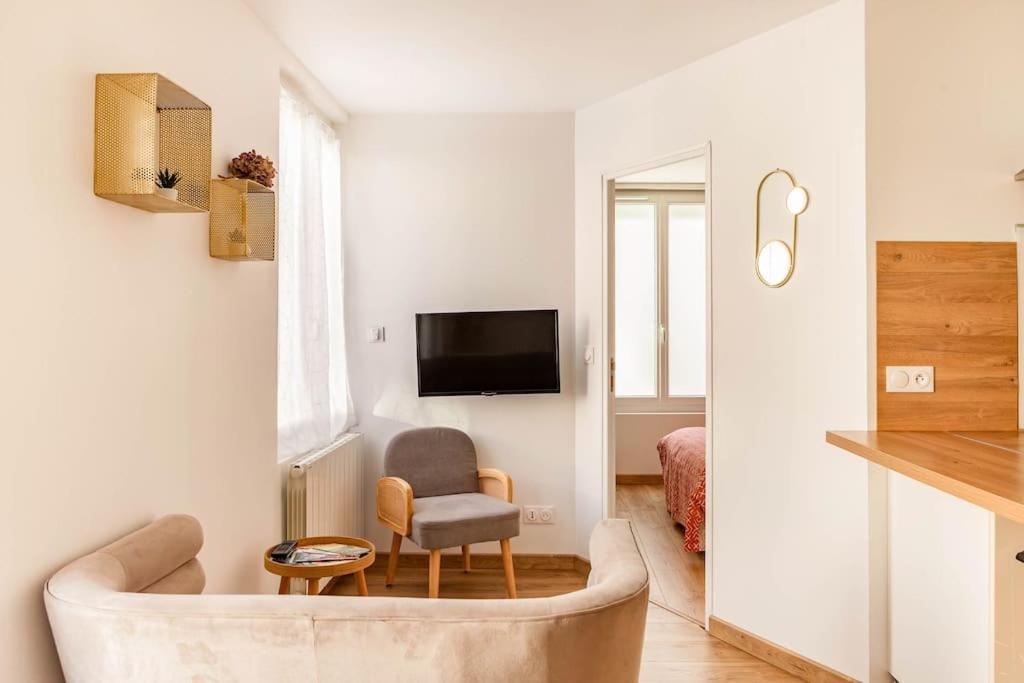Maison Tourangelle Chic & Cosy Avec Cour Tours Kültér fotó